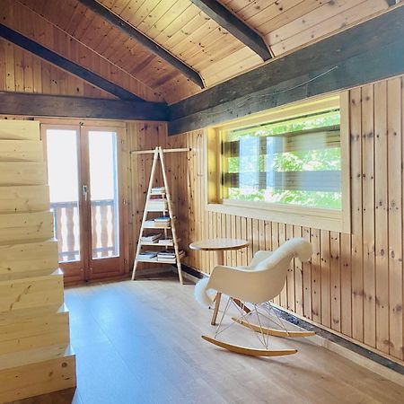 Eco Lodge With Jacuzzi And View In The Swiss Alps Grone Экстерьер фото